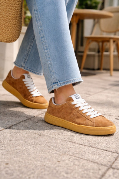 Женские кеды Miu Miu Suede Sneakers Brown