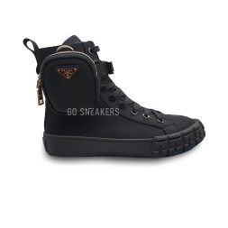 Prada Wheel Black