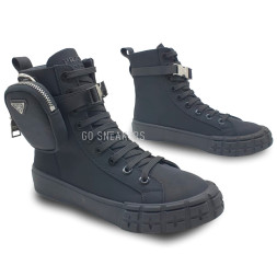 Prada Wheel Black