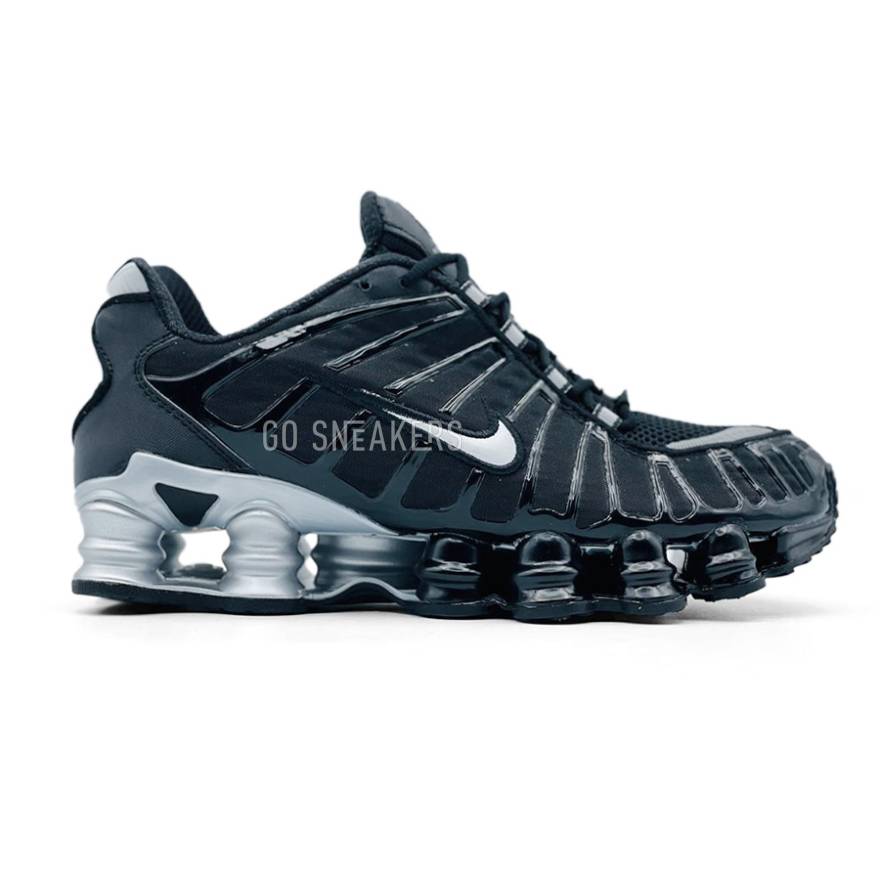 Nike shox silver hotsell
