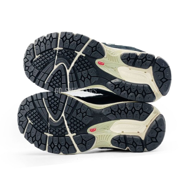 Унисекс кроссовки New Balance 2002R Dark Grey Cream