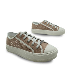 Dior Walk&#039;n&#039;Dior Beige