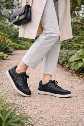 Chanel Casual Sneakers Black