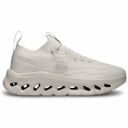 On Cloudtilt x LOEWE Sand