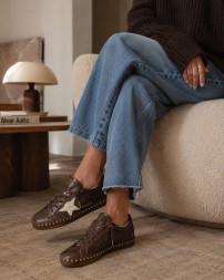 Golden Goose Superstar in Brown Leather with Cream Suede Star and Studs