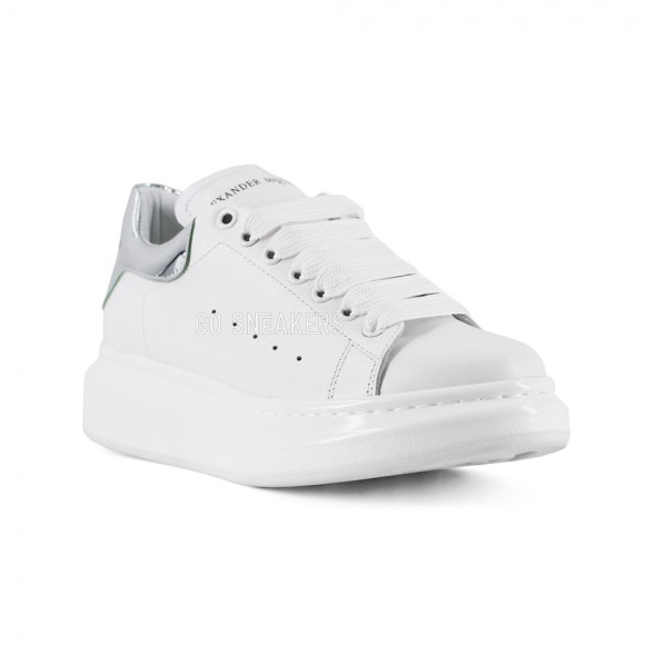Женские кроссовки Alexander McQueen Luxe Silver Patent