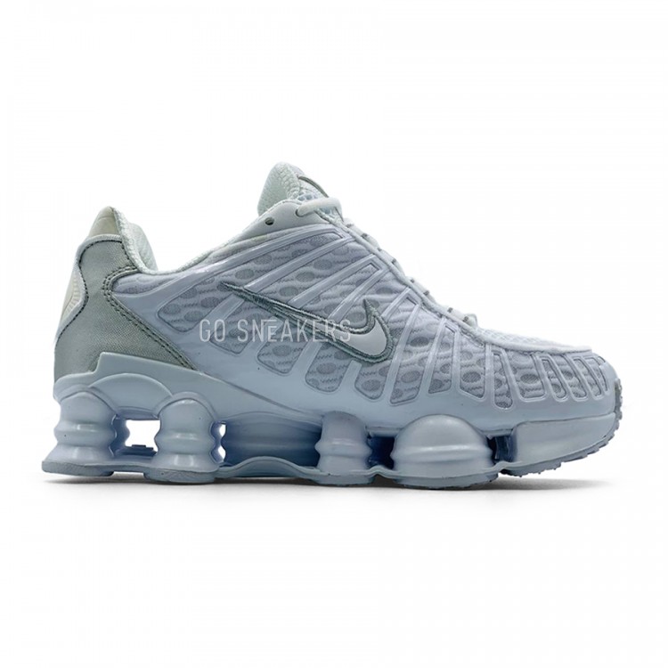Teal nike shox clearance