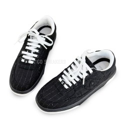 Chanel Cloth Black